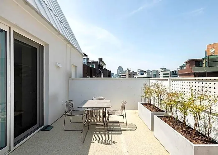 Hizm - Center Of Seoul, Ddp Dongdaemun, Convenient New Building, Spacious Terrace, Clean Hotel 4*